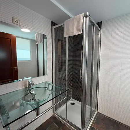 Vibescoruna-amargura 31 Urban Stay-second Floor